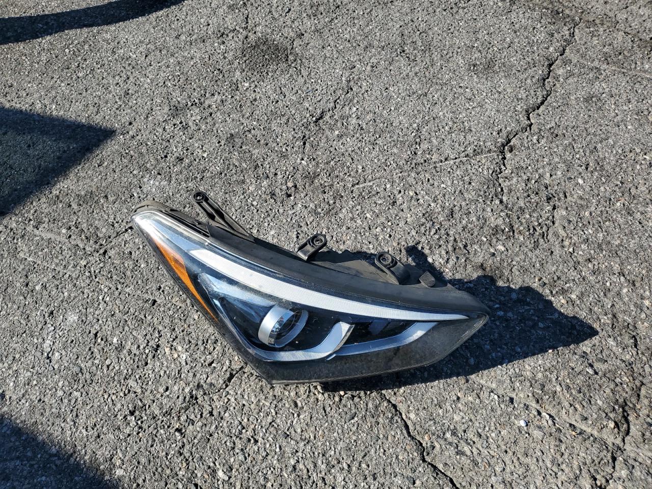 2018 Hyundai Santa Fe Sport VIN: 5XYZT3LB2JG509984 Lot: 85510595