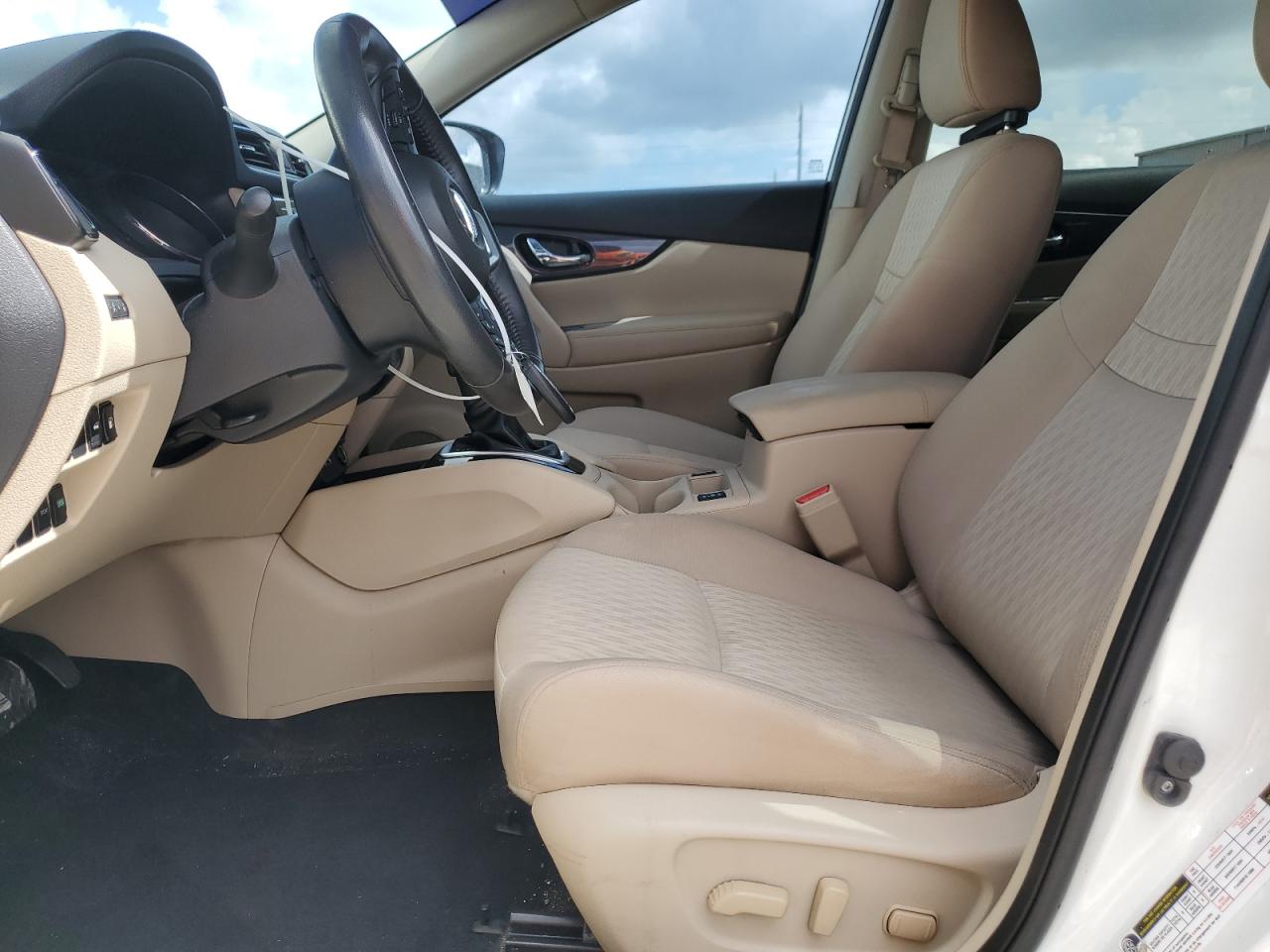 2018 Nissan Rogue S VIN: KNMAT2MT0JP597736 Lot: 85120225