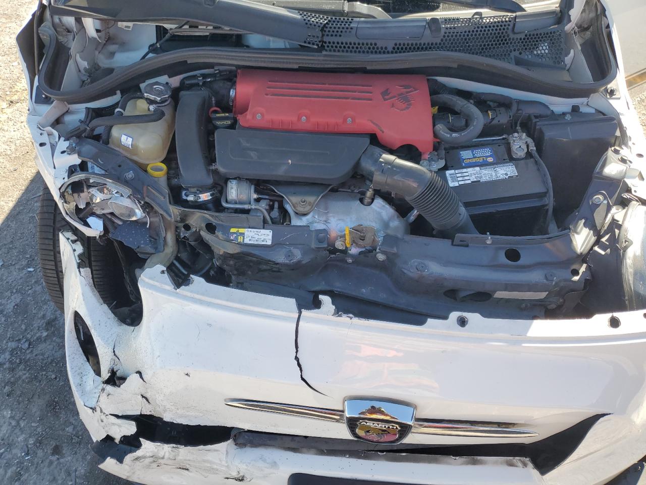 2015 Fiat 500 Abarth VIN: 3C3CFFJH0FT500727 Lot: 85373725