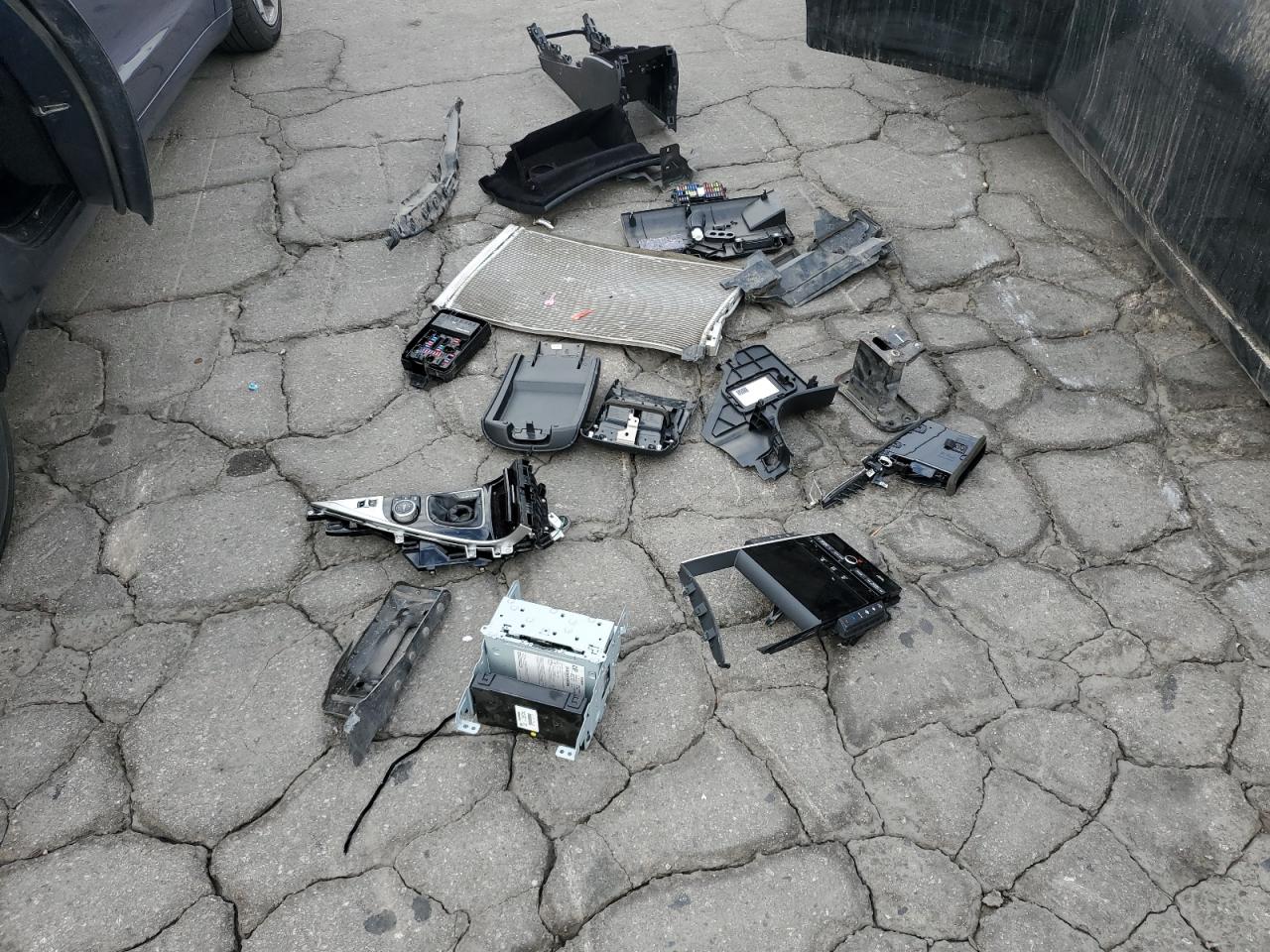 2018 Infiniti Q50 Luxe VIN: JN1EV7AP9JM61431 Lot: 85739985