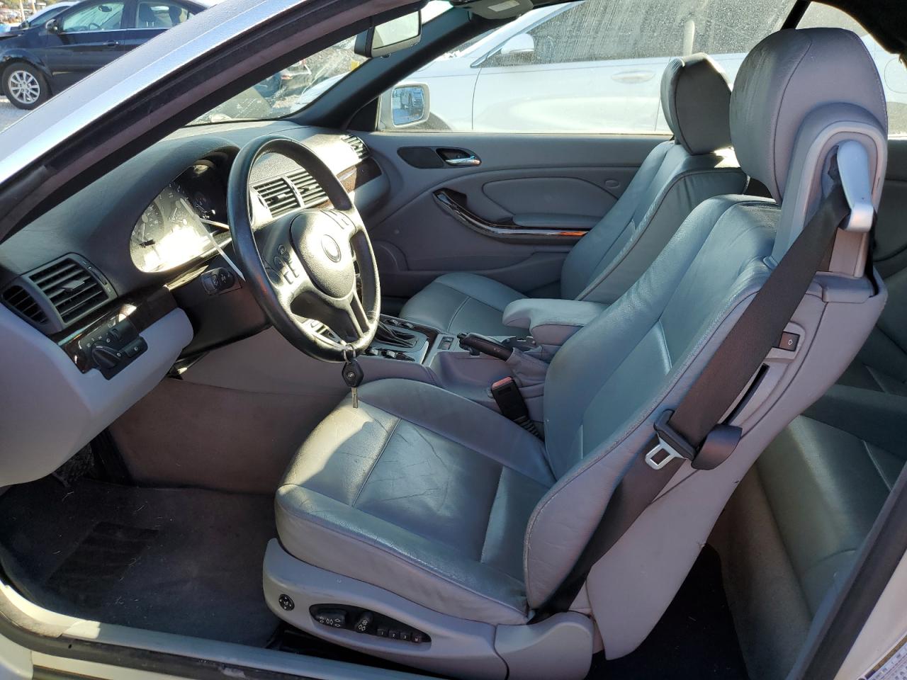 2005 BMW 325 Ci VIN: WBABW33405PL39974 Lot: 82324715