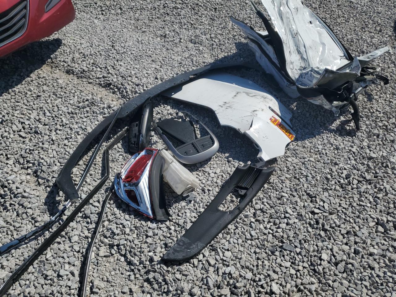 2015 Chevrolet Malibu 2Lt VIN: 1G11D5SL7FF295044 Lot: 85177055