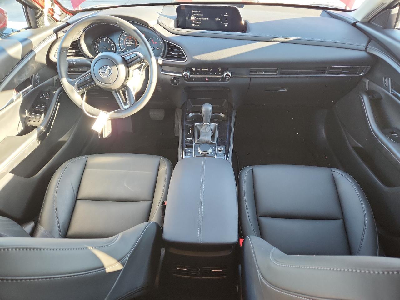 2024 Mazda Cx-30 Preferred VIN: 3MVDMBCM8RM637730 Lot: 90454225