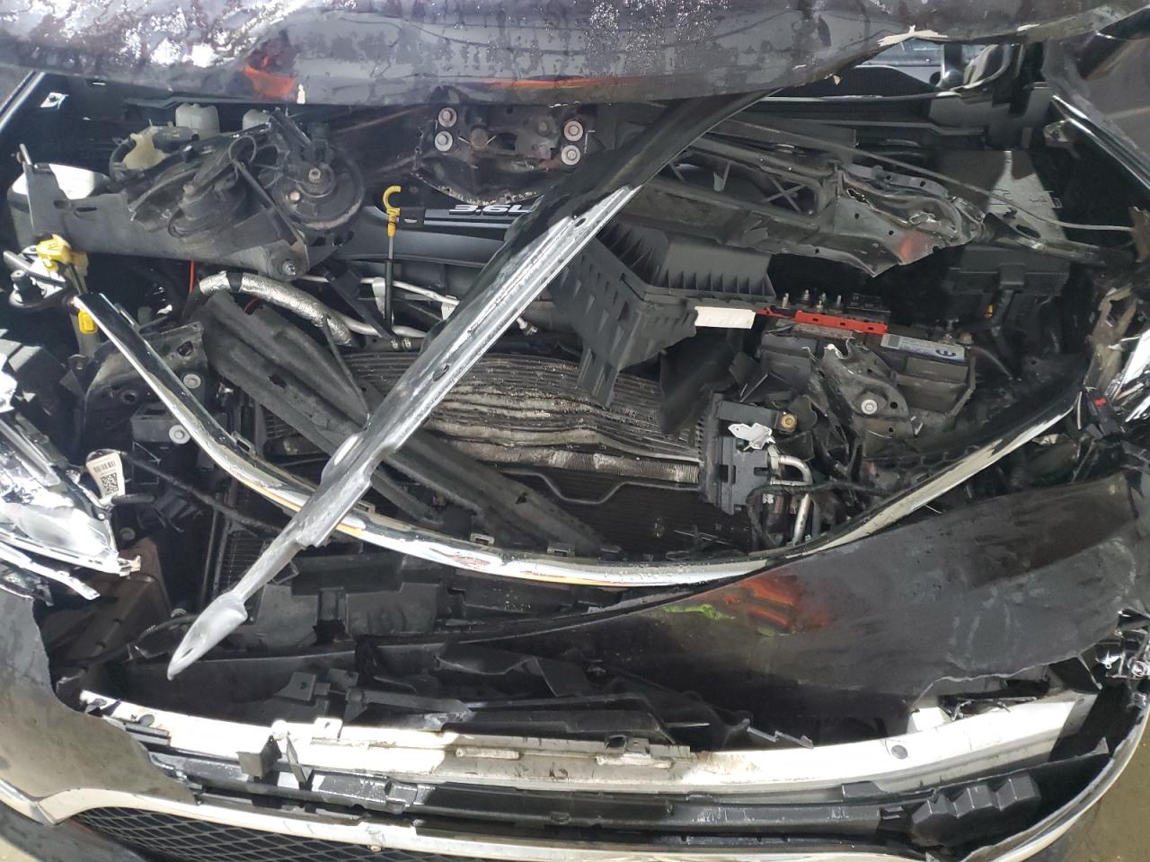 2018 Chrysler Pacifica Touring L VIN: 2C4RC1BG7JR361795 Lot: 90021775