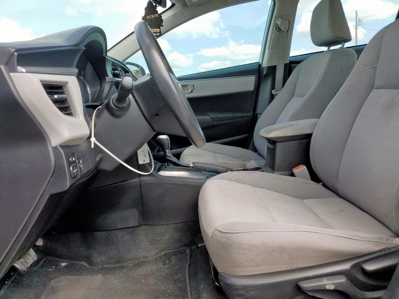 2014 Toyota Corolla L VIN: 5YFBURHE0EP053635 Lot: 85372135