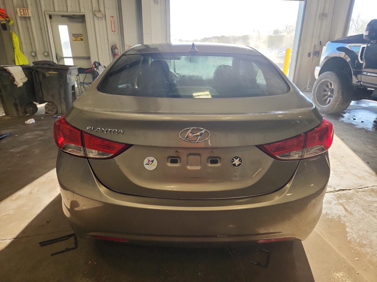 2013 Hyundai Elantra Gls VIN: 5NPDH4AE7DH360838 Lot: 84931335