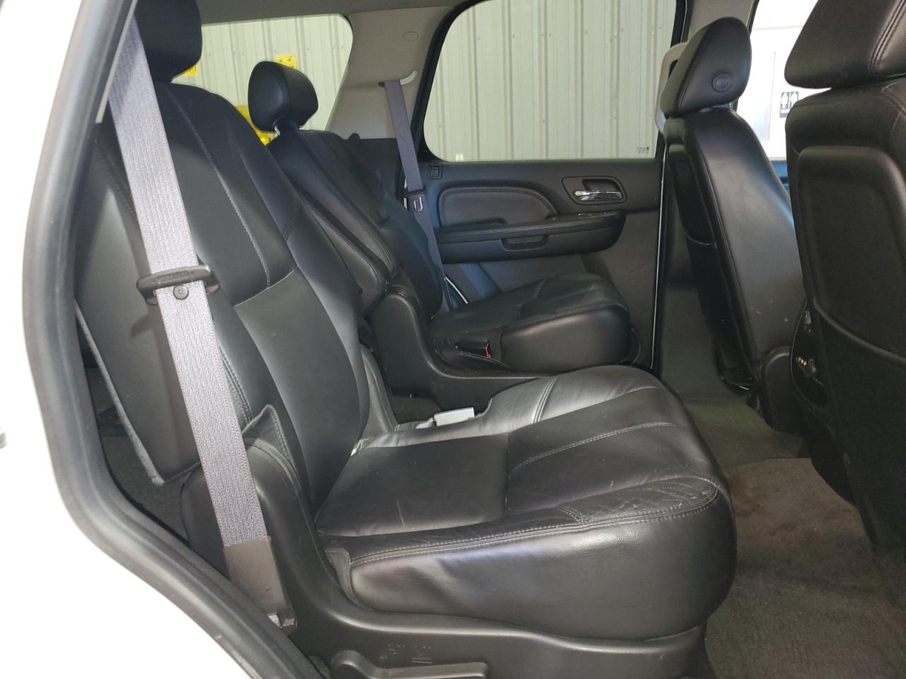 2008 GMC Yukon Denali VIN: 1GKFK63888J141398 Lot: 84635285