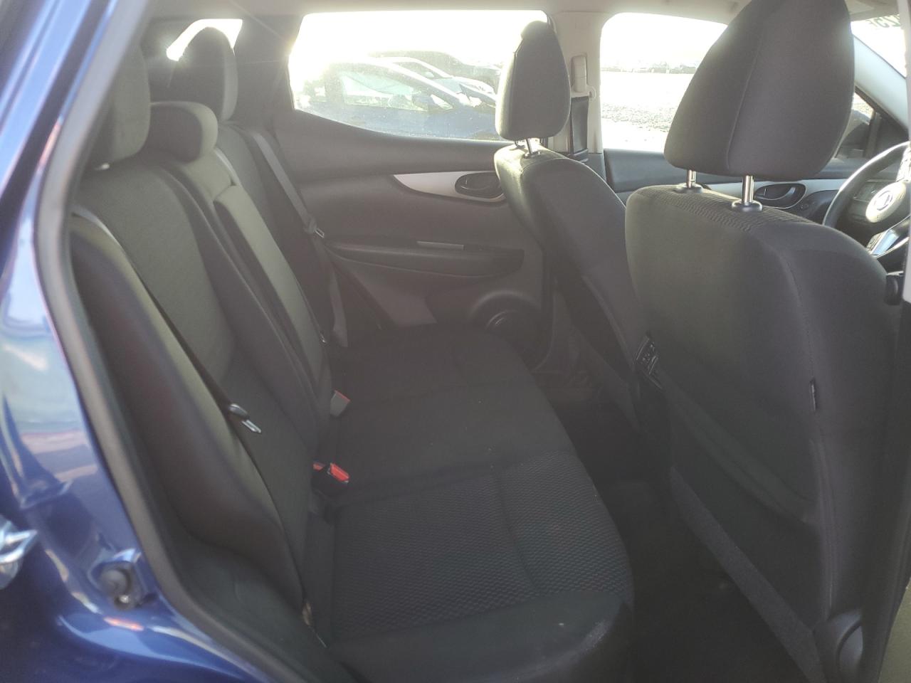 2017 Nissan Rogue Sport S VIN: JN1BJ1CR6HW100864 Lot: 85652425