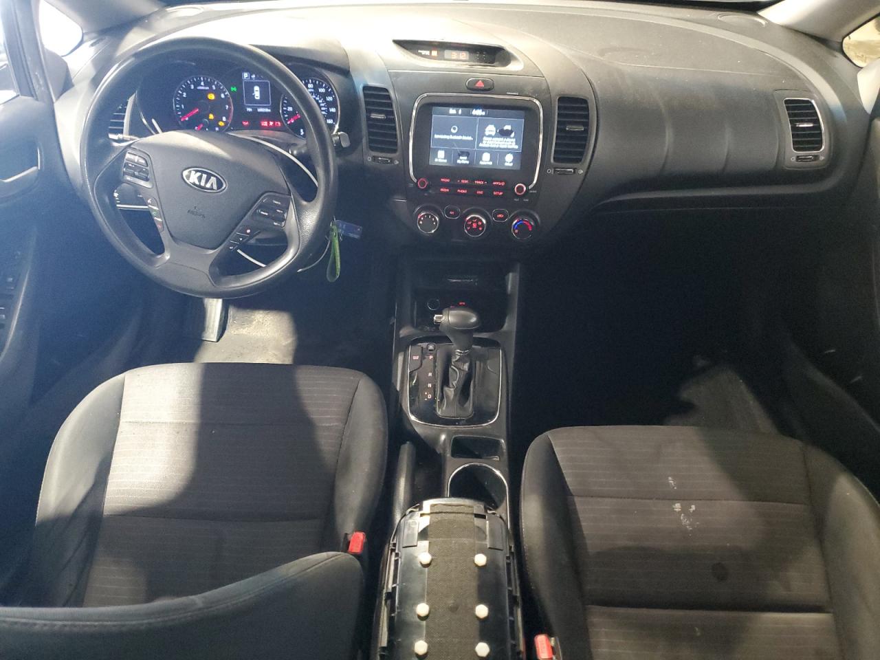 2018 Kia Forte Lx VIN: 3KPFL4A72JE258615 Lot: 81975325