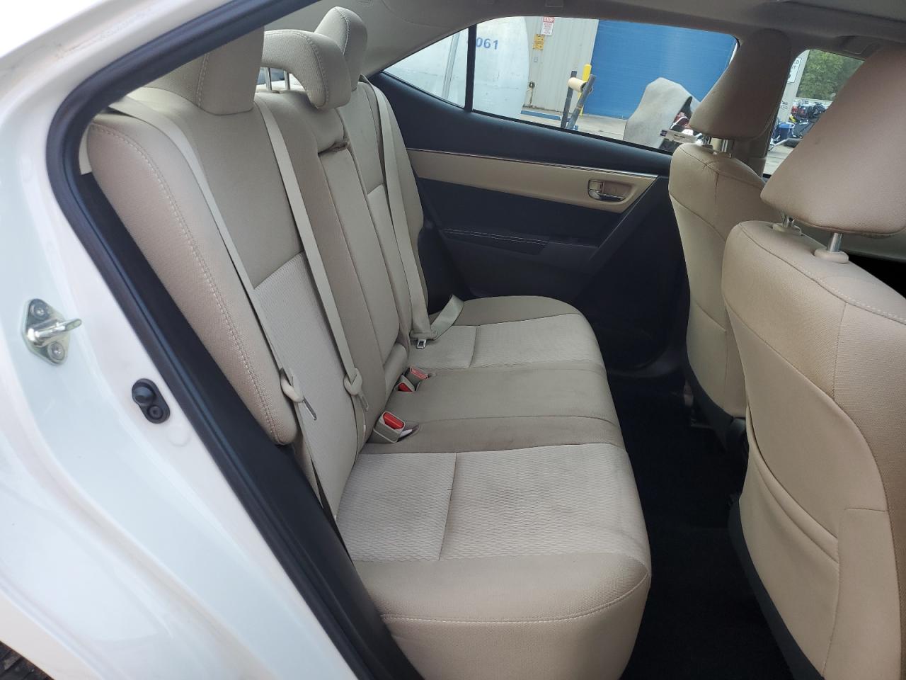 2015 Toyota Corolla L VIN: 2T1BURHE7FC303843 Lot: 85840935