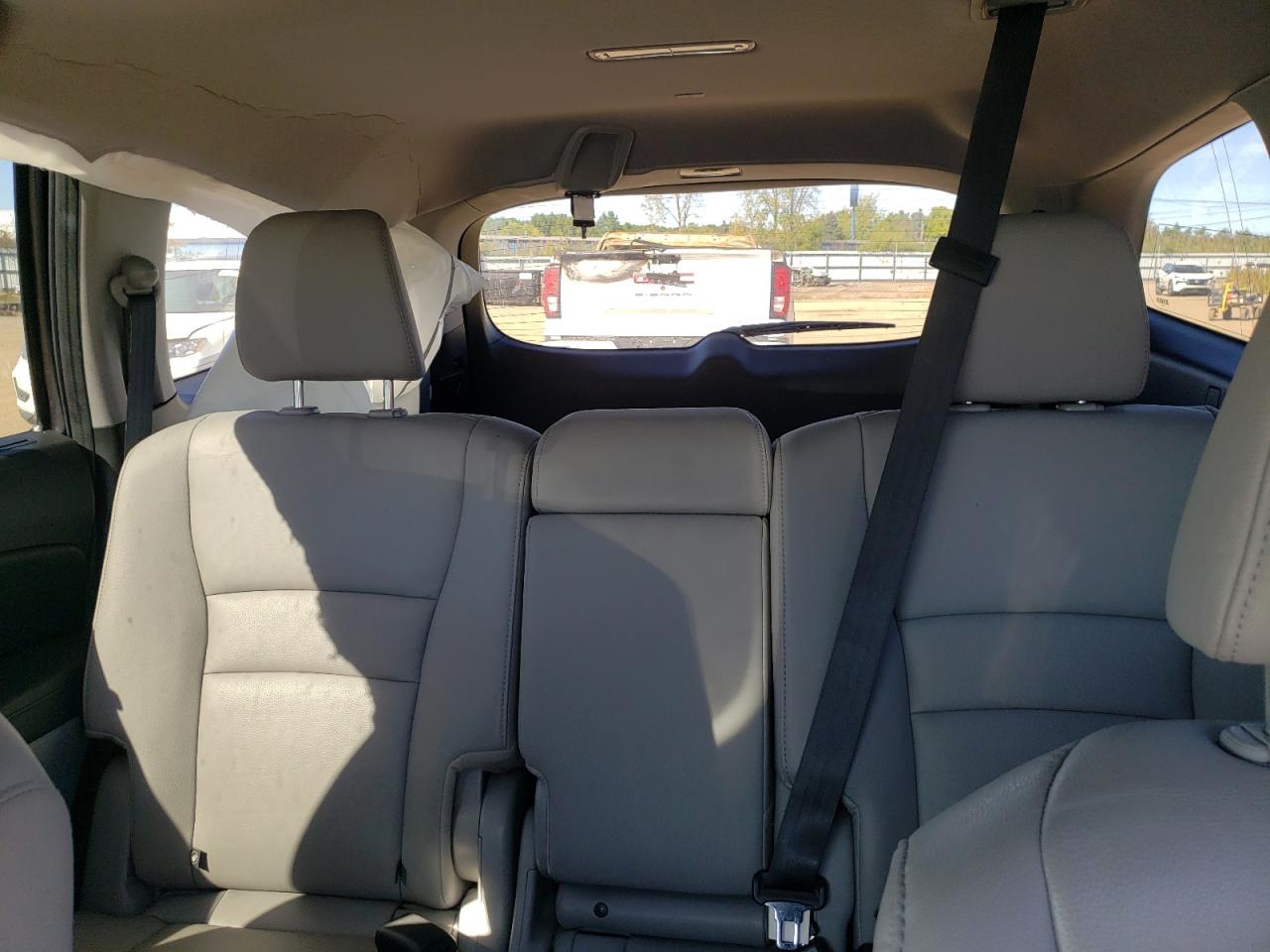 2017 Honda Pilot Touring VIN: 5FNYF6H95HB054723 Lot: 84872875