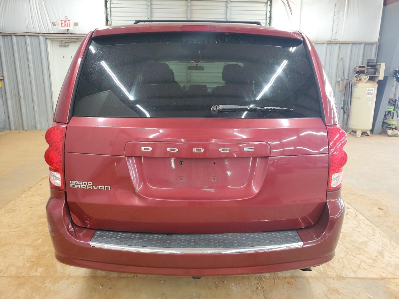 2011 Dodge Grand Caravan Express VIN: 2D4RN4DG2BR687002 Lot: 85269745