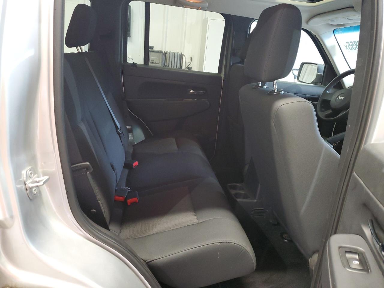 2009 Jeep Liberty Sport VIN: 1J8GN28K49W544974 Lot: 82368855