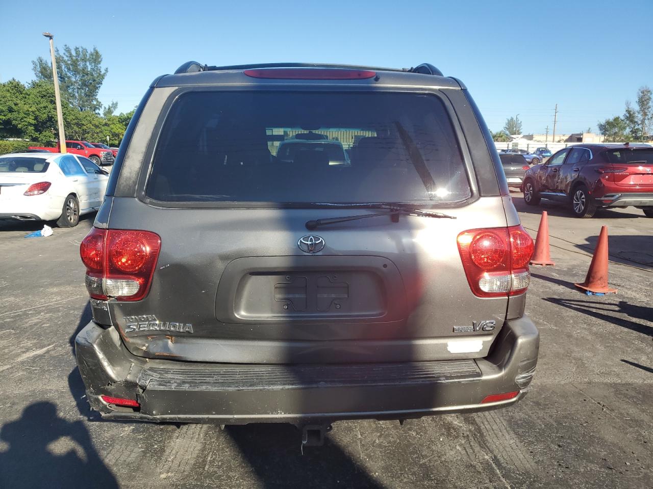 2005 Toyota Sequoia Sr5 VIN: 5TDZT34A05S250880 Lot: 87128275