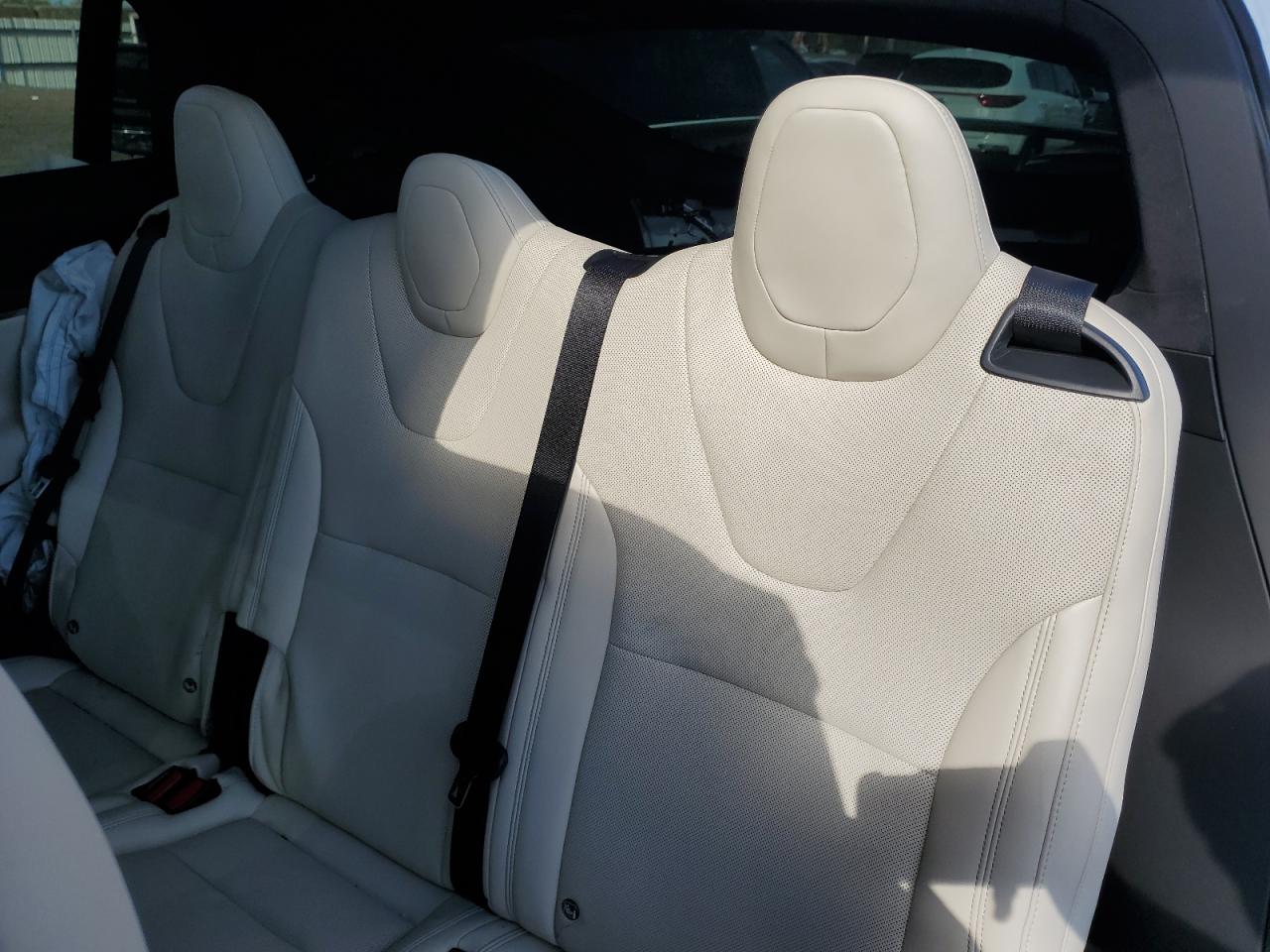 2024 Tesla Model X VIN: 7SAXCAE51RF448488 Lot: 84951455