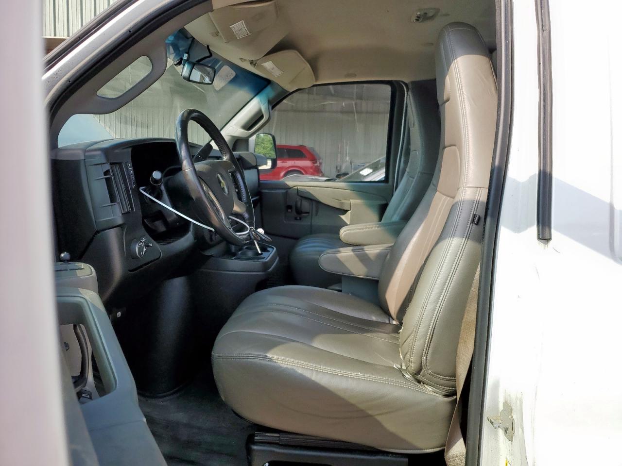 2017 Chevrolet Express G2500 VIN: 1GCWGBFFXH1311096 Lot: 84466205