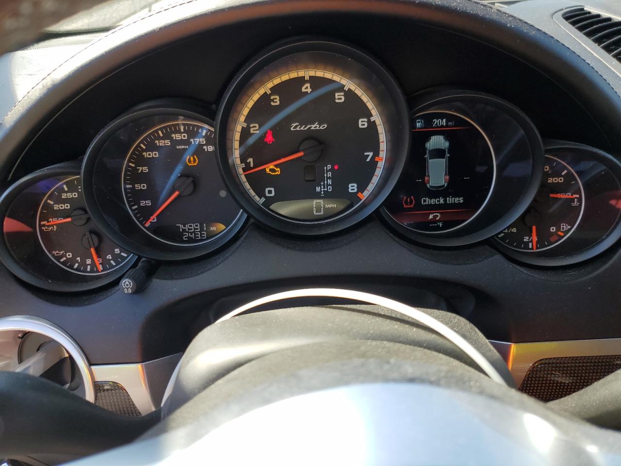 2017 Porsche Cayenne Turbo VIN: WP1AC2A24HLA93038 Lot: 81943455