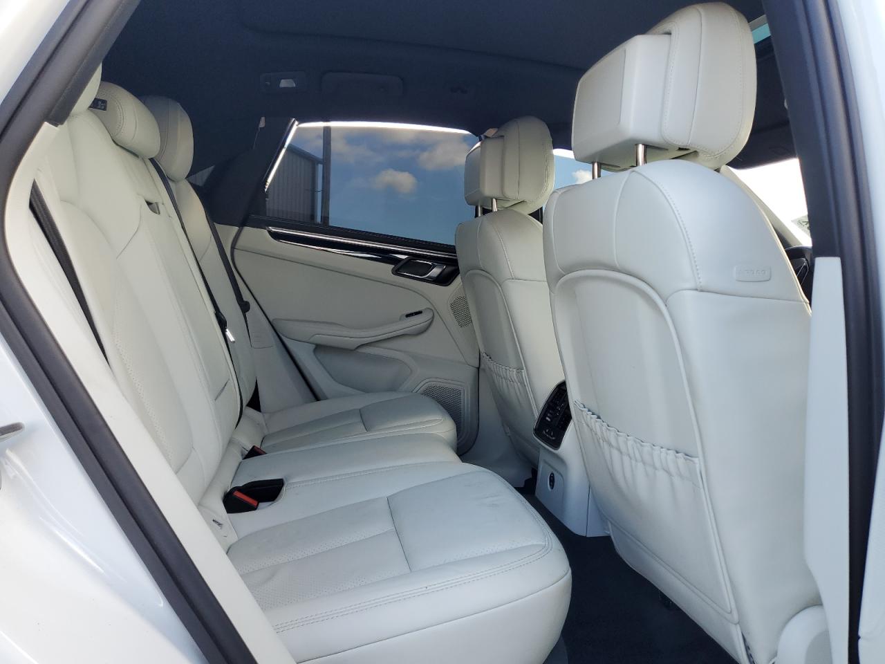 2023 Porsche Macan Base VIN: WP1AA2A54PLB16204 Lot: 85569245