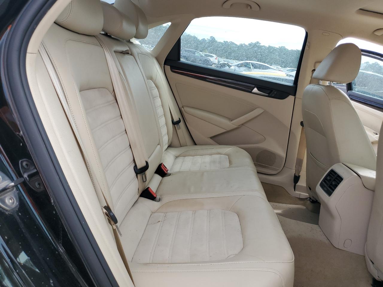 2014 Volkswagen Passat Sel VIN: 1VWCT7A3XEC034567 Lot: 84624735