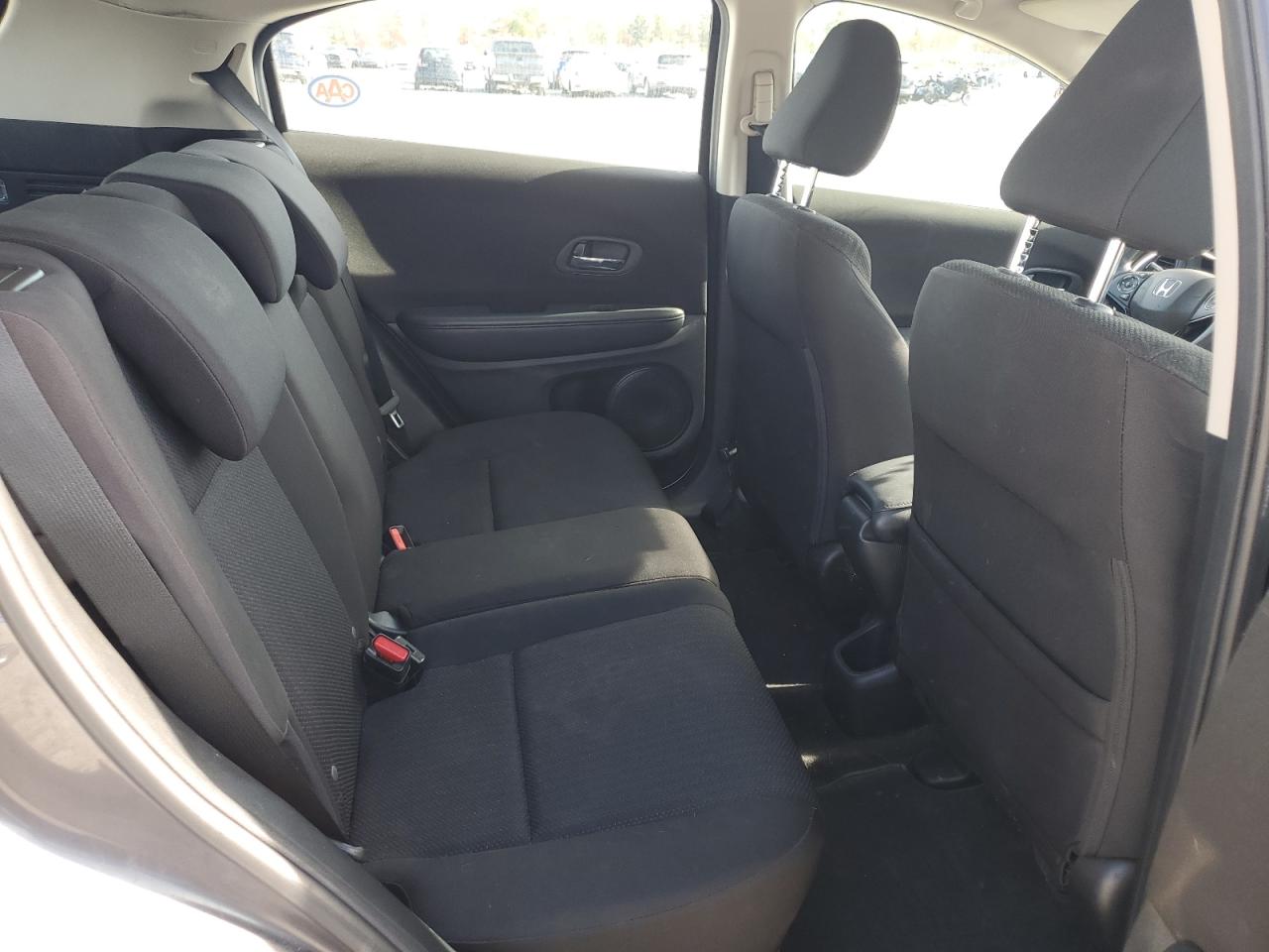 2016 Honda Hr-V Lx VIN: 3CZRU6H33GM102701 Lot: 82315235