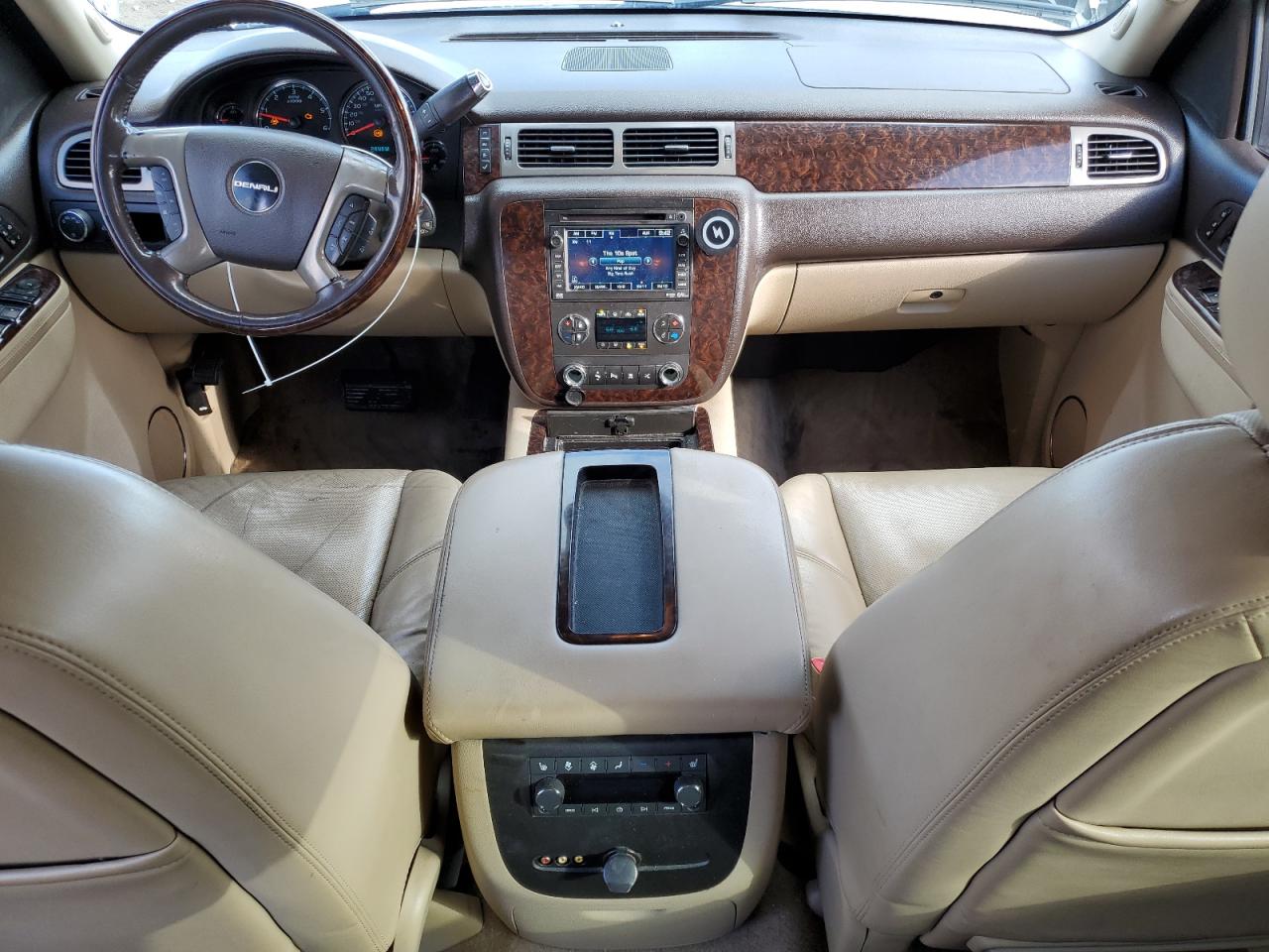 2011 GMC Yukon Xl Denali VIN: 1GKS2MEF3BR257471 Lot: 84787605