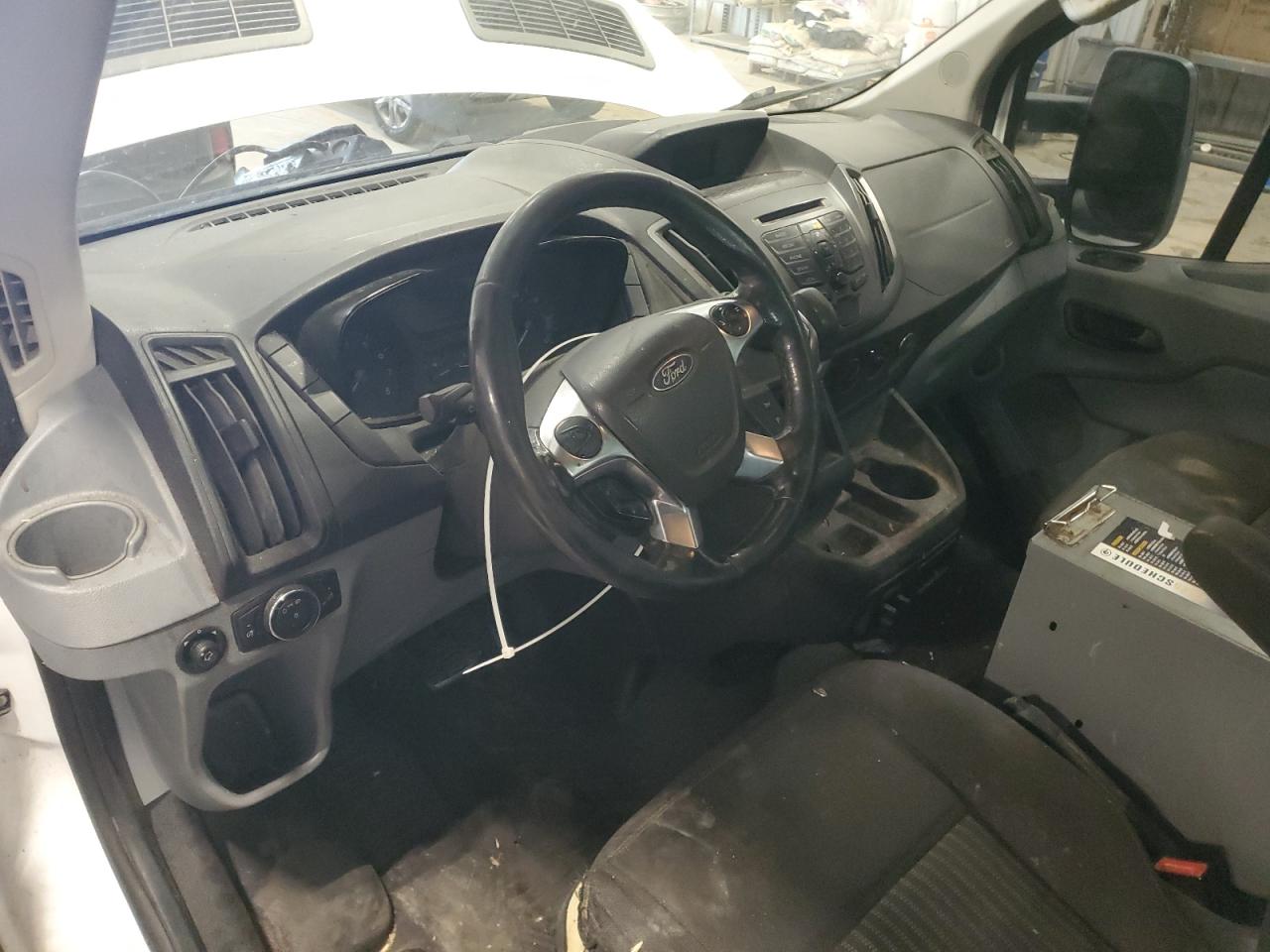 2017 Ford Transit Delivery Van VIN: 1FTYR1CM2HKA10008 Lot: 82662235