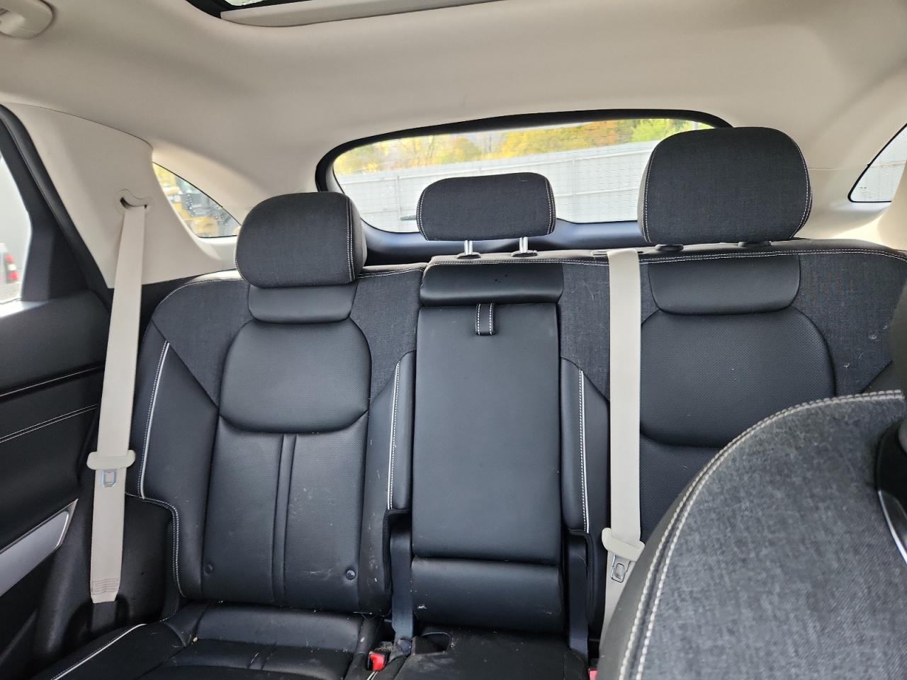 2025 Genesis Gv70 Advanced VIN: 5NMMCET13SH005822 Lot: 89720035