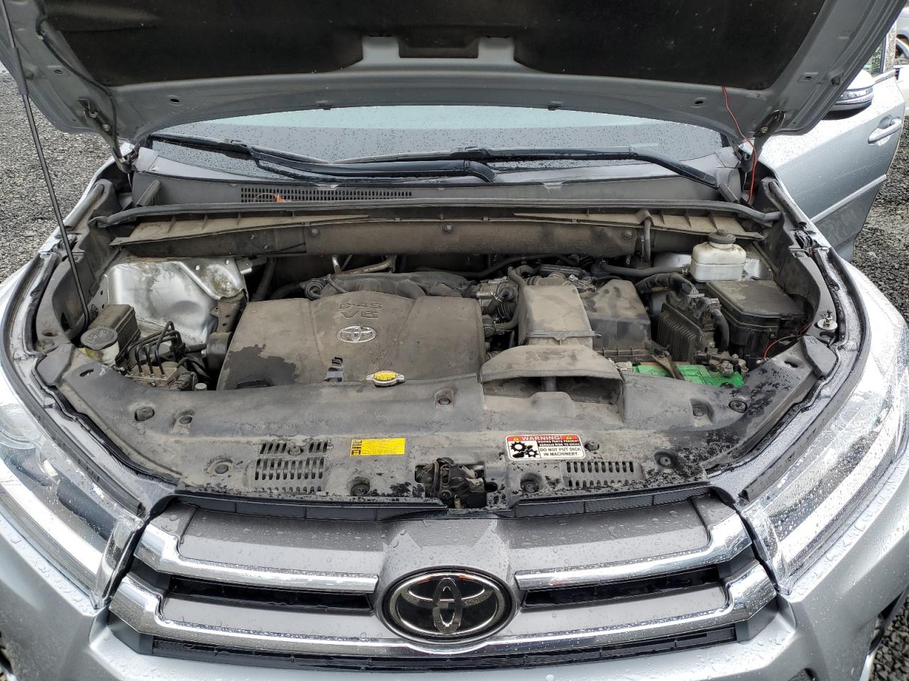 2017 Toyota Highlander Limited VIN: 5TDDZRFH8HS370520 Lot: 84004285