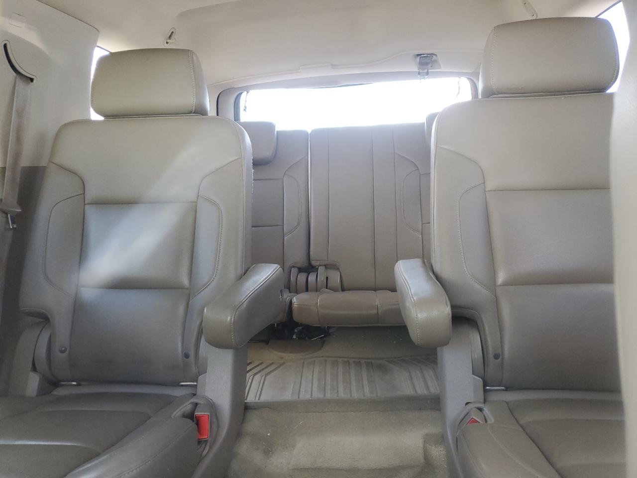 2016 Chevrolet Tahoe C1500 Lt VIN: 1GNSCBKC8GR396601 Lot: 84616655