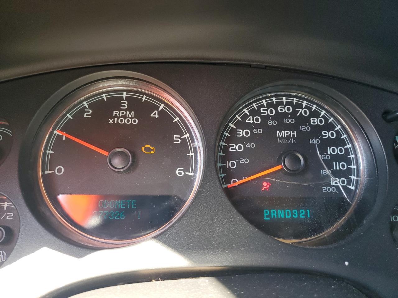 2008 Chevrolet Tahoe K1500 VIN: 1GNFK13008J141640 Lot: 82100545