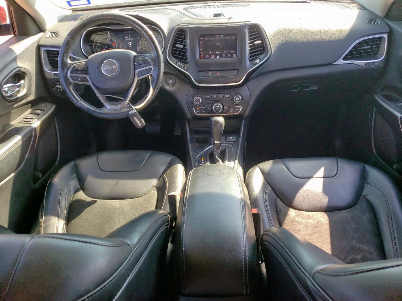 2019 Jeep Cherokee Latitude Plus VIN: 1C4PJLLB8KD289876 Lot: 82377565