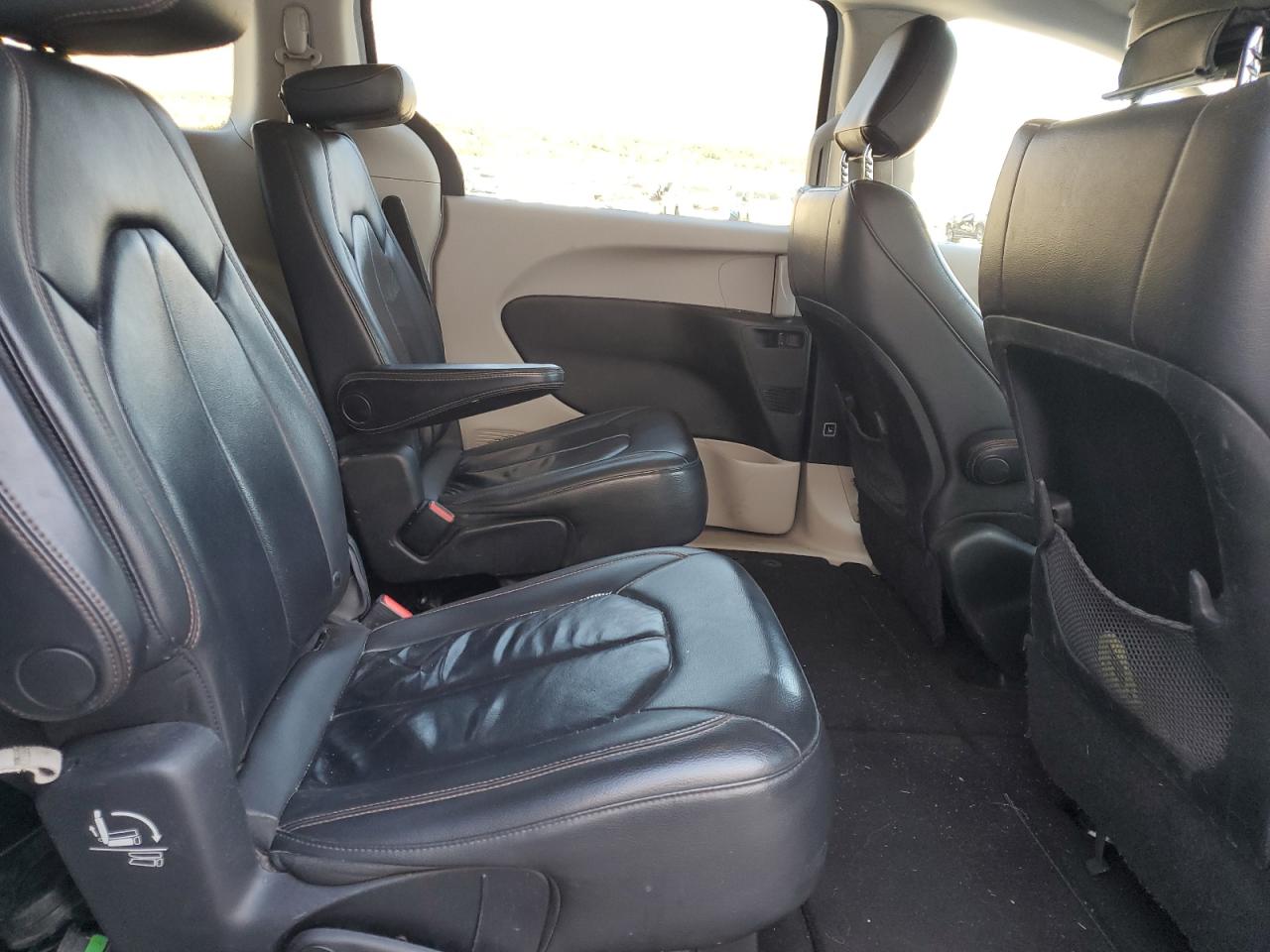 2017 Chrysler Pacifica Touring L VIN: 2C4RC1BG6HR534992 Lot: 82337715