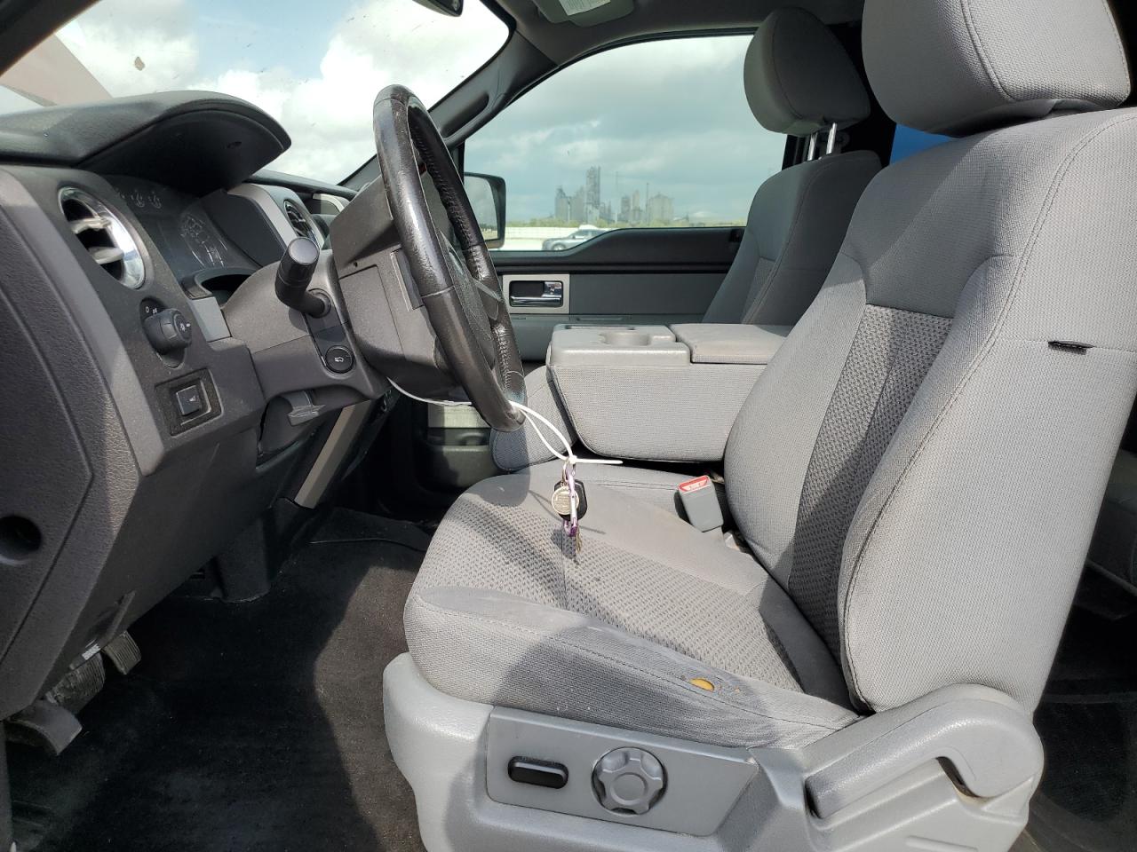 2011 Ford F150 Super Cab VIN: 1FTFX1CT7BFB01781 Lot: 87472575