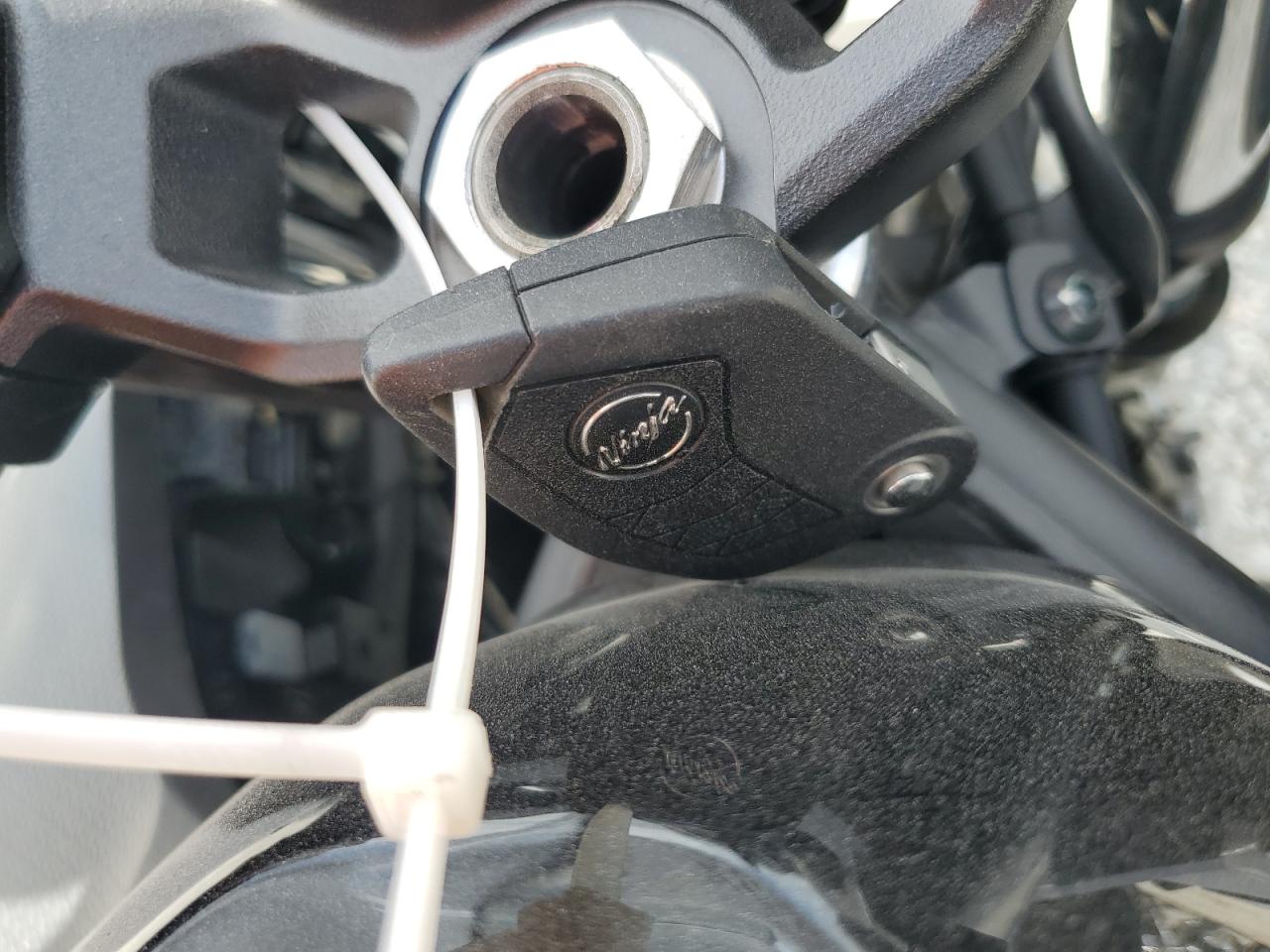 2025 Kawasaki Ex500 A VIN: ML5EXGJ13SDA42060 Lot: 82205875