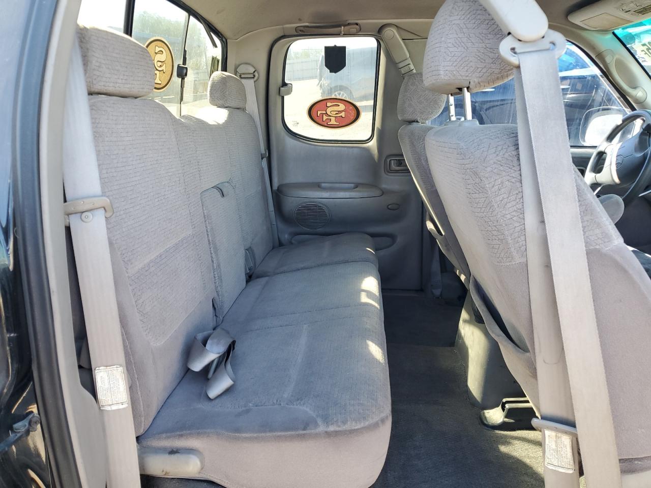 2000 Toyota Tundra Access Cab Limited VIN: 5TBBT4817YS084792 Lot: 82353685