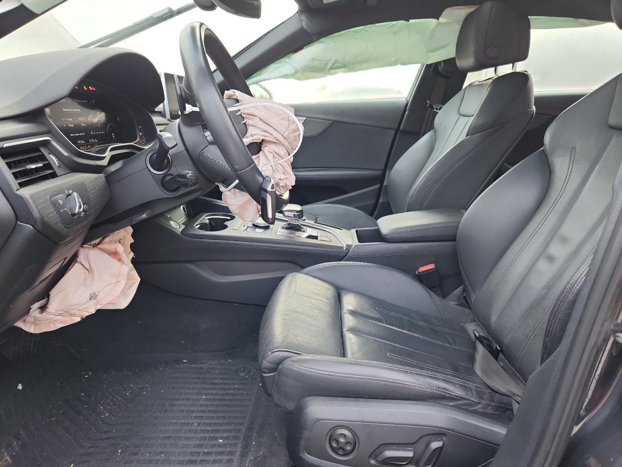 2019 Audi A4 Premium Plus VIN: WAUENAF48KA076003 Lot: 82745565