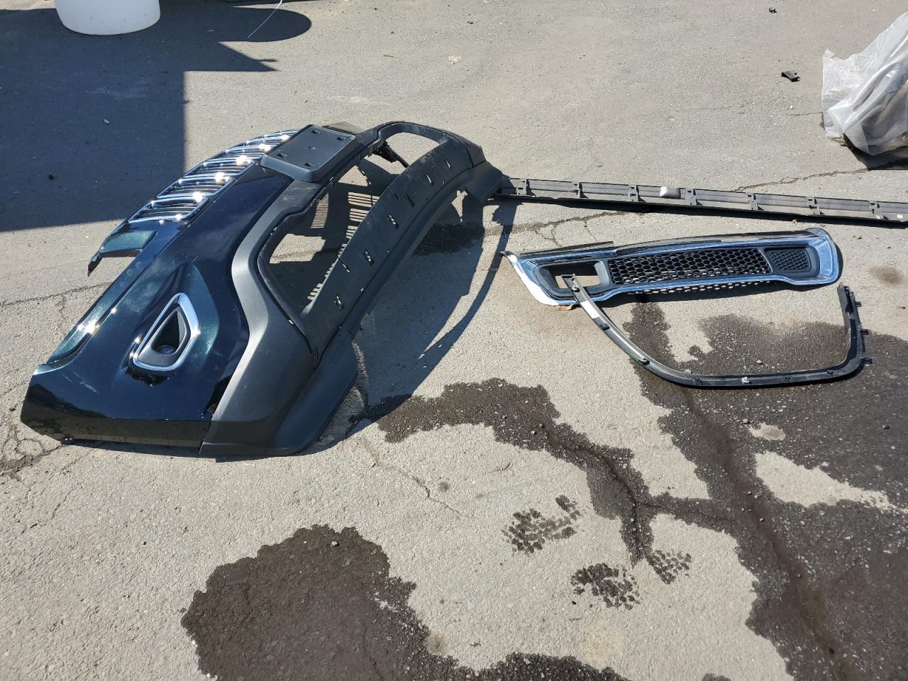 2015 Jeep Grand Cherokee Limited VIN: 1C4RJFBG3FC821506 Lot: 85187785