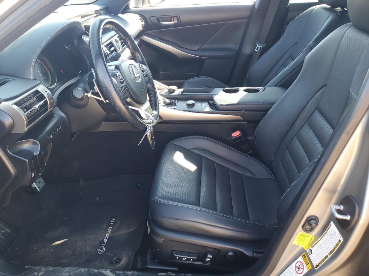 2016 Lexus Is 200T VIN: JTHBA1D2XG5011137 Lot: 85151975