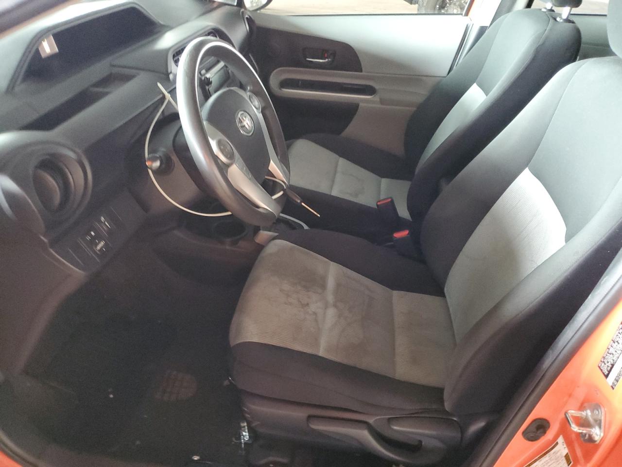 2014 Toyota Prius C VIN: JTDKDTB3XE1076316 Lot: 86478965