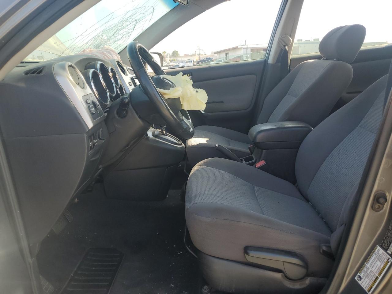 2005 Toyota Corolla Matrix Xr VIN: 2T1KR32E05C552622 Lot: 82207525