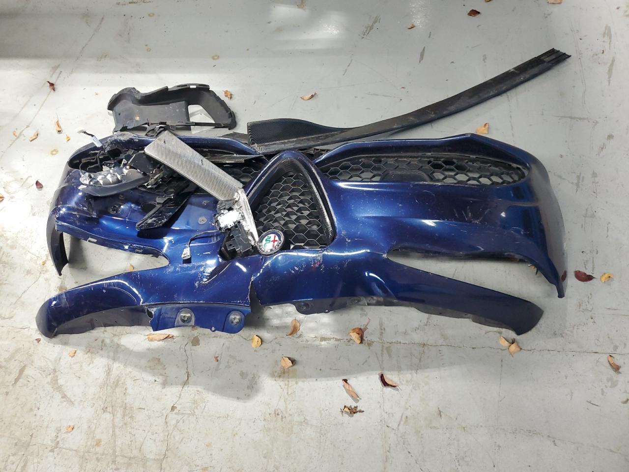 2017 Alfa Romeo Giulia Ti Q4 VIN: ZARFAEEN2H7549748 Lot: 86225595