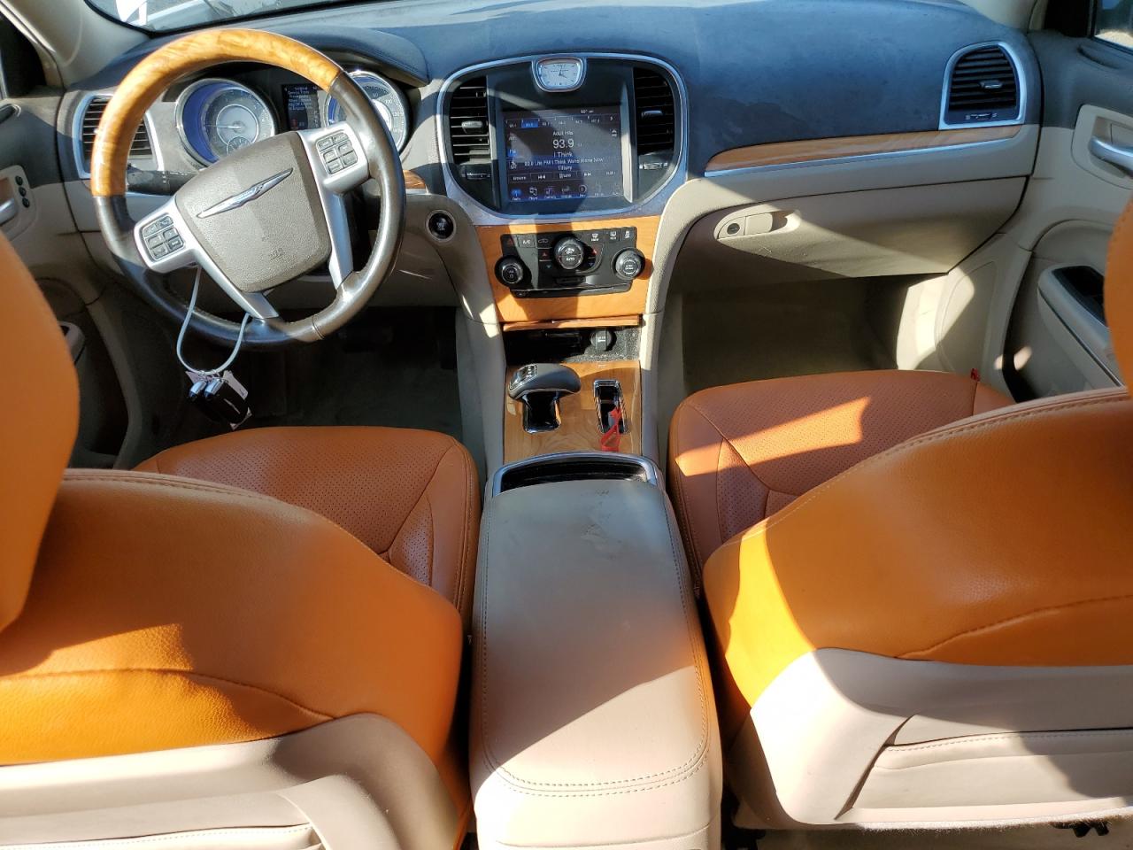 2014 Chrysler 300C VIN: 2C3CCAEG8EH331352 Lot: 81991435