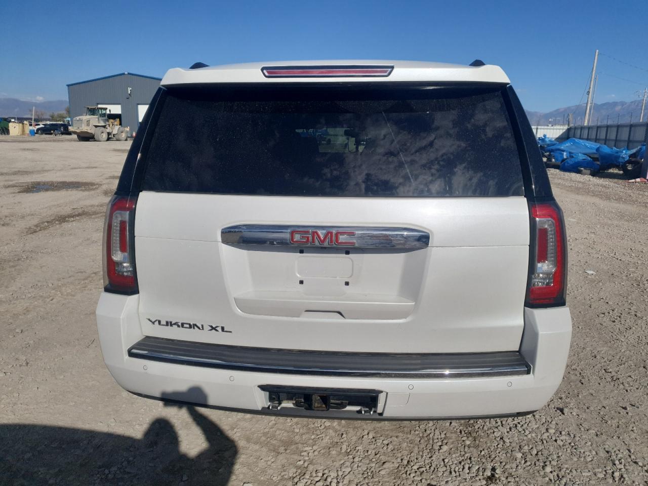 2019 GMC Yukon Xl Denali VIN: 1GKS2HKJ4KR128087 Lot: 84220225