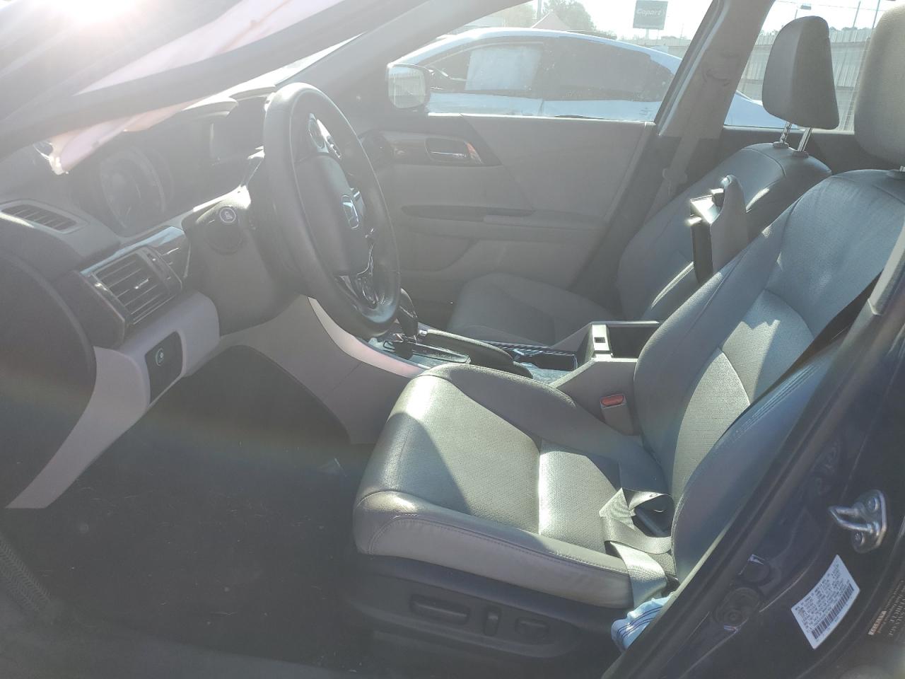 2017 Honda Accord Exl VIN: 1HGCR2F85HA147496 Lot: 85556945