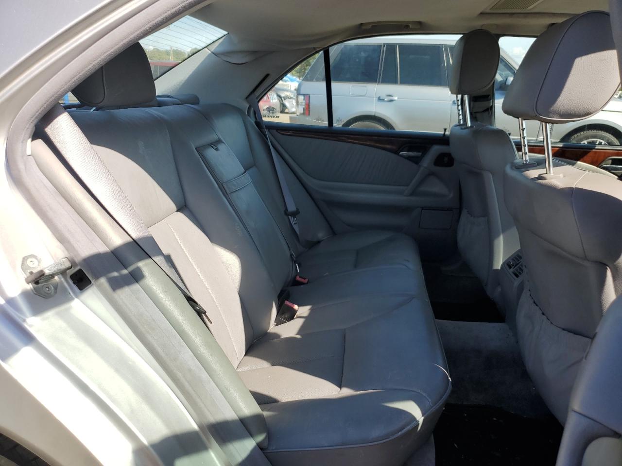 1999 Mercedes-Benz E 430 VIN: WDBJF70H1XA731167 Lot: 84760985