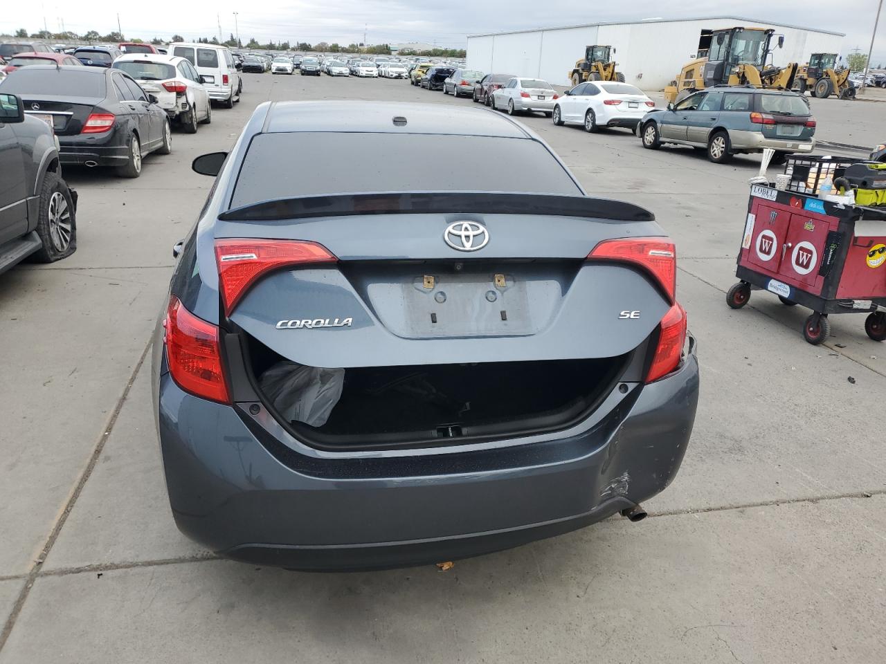 2017 Toyota Corolla L VIN: 2T1BURHE4HC751668 Lot: 84442445