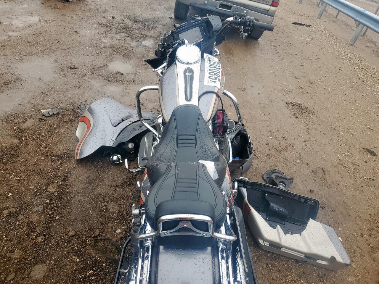 2018 Harley-Davidson Flhx Street Glide VIN: 1HD1KBC18JB654540 Lot: 82308085