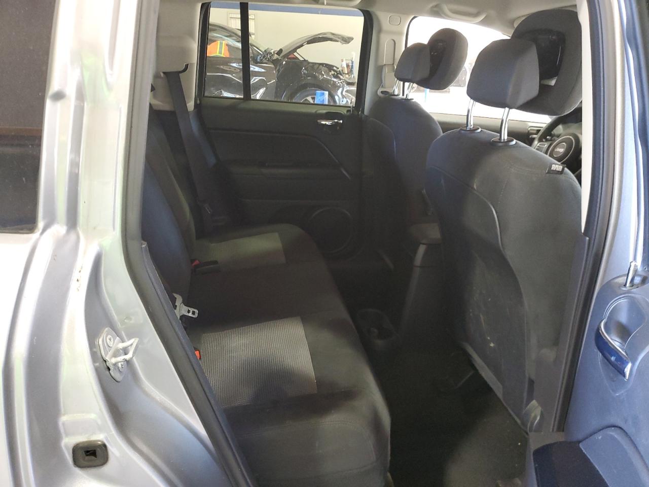 2016 Jeep Compass Sport VIN: 1C4NJCBA8GD611617 Lot: 82331655