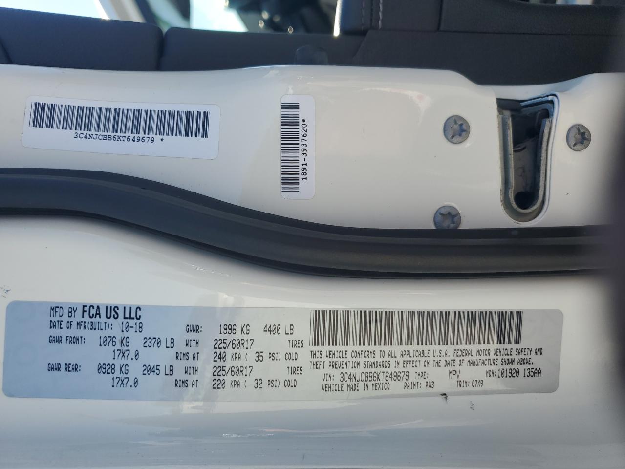 2019 Jeep Compass Latitude VIN: 3C4NJCBB6KT649679 Lot: 82740365