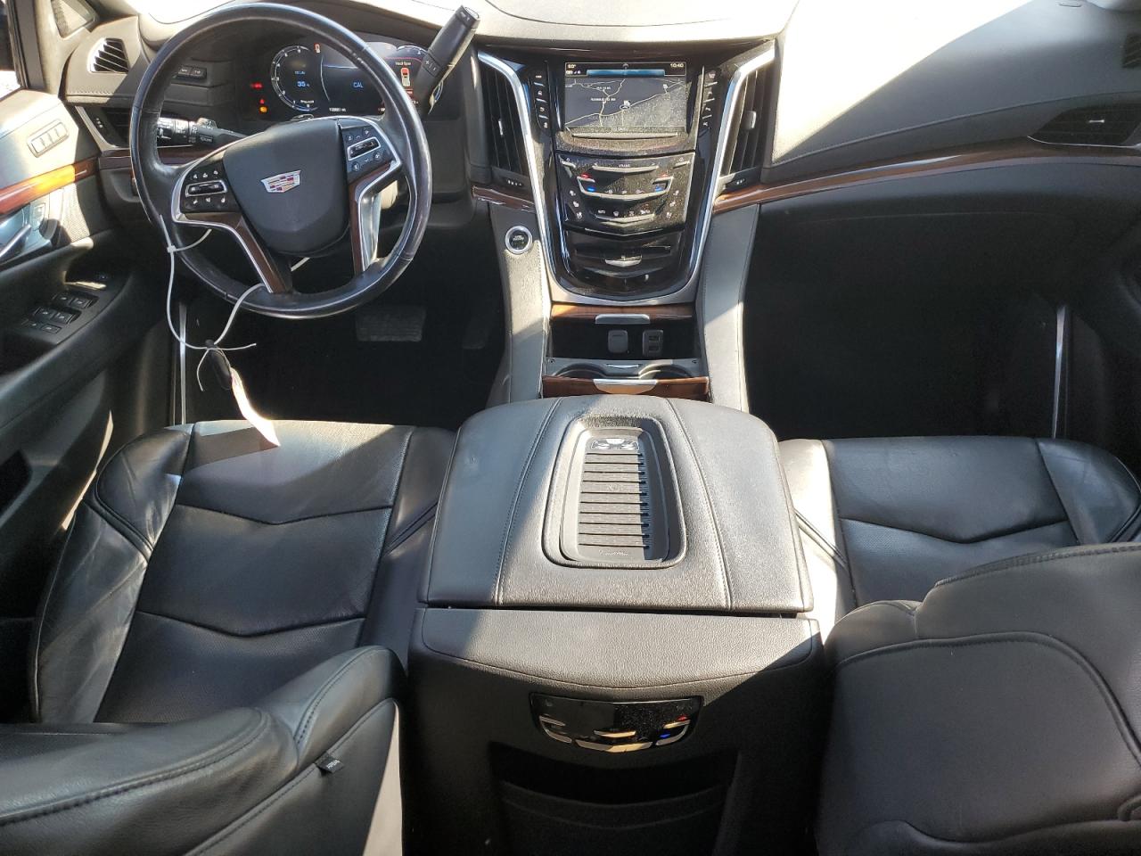 2019 Cadillac Escalade Luxury VIN: 1GYS4BKJ4KR361500 Lot: 89624815
